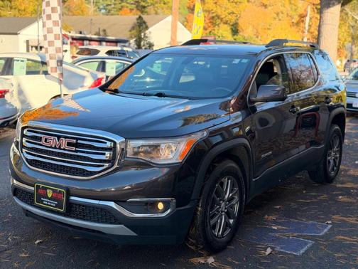 2017 GMC Acadia SLT-1