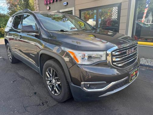 2017 GMC Acadia SLT-1