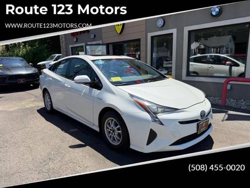 Super White 2017 Toyota Prius Three