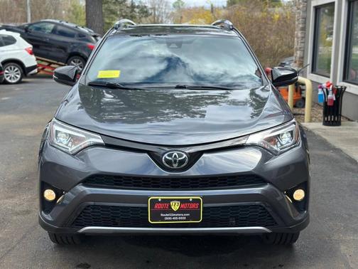 2017 Toyota RAV4 SE