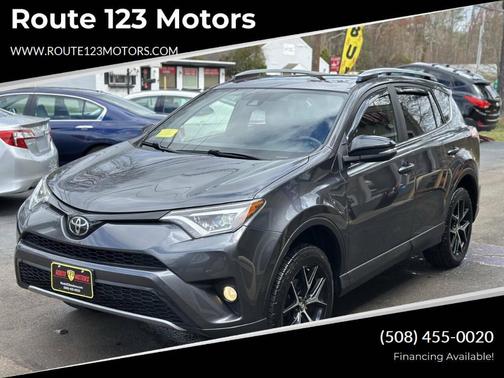 2017 Toyota RAV4 SE