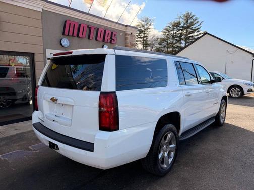 2017 Chevrolet Suburban LT