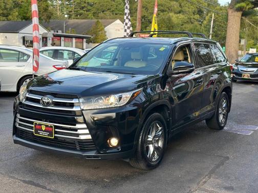 2017 Toyota Highlander Limited Platinum