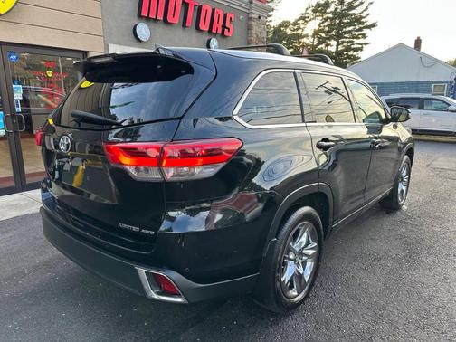 2017 Toyota Highlander Limited Platinum