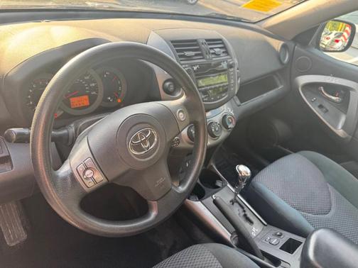 2010 Toyota RAV4 Sport