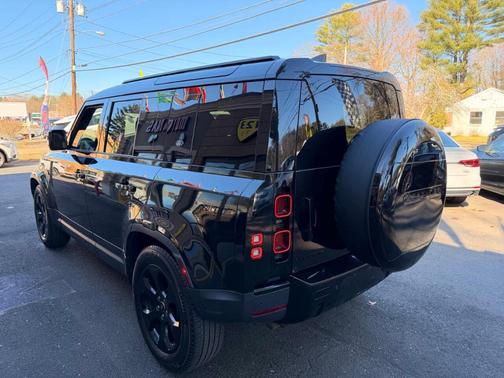 2021 Land Rover Defender 110 S