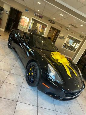 2011 Ferrari California Base