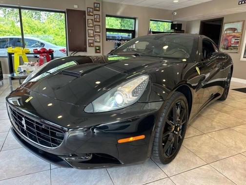 2011 Ferrari California Base