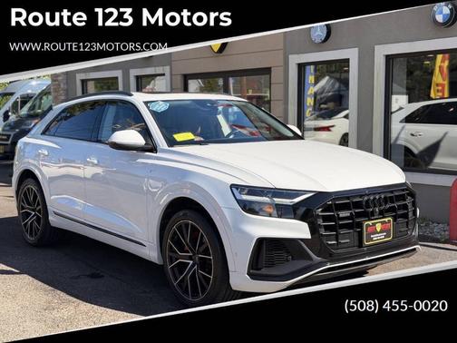 Glacier White Metallic 2021 Audi Q8 55 Premium Plus