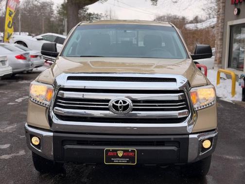 2017 Toyota Tundra SR5