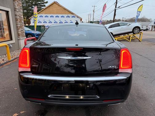 2017 Chrysler 300C Base
