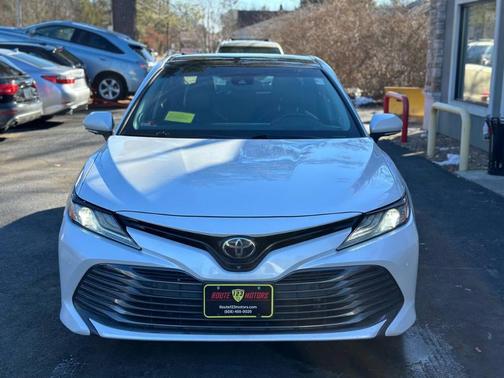 2018 Toyota Camry XLE