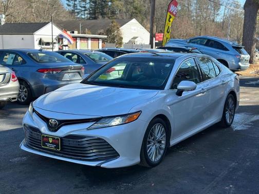 2018 Toyota Camry XLE