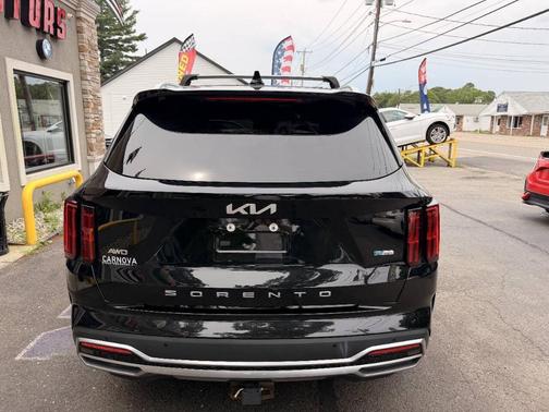 Aurora Black 2022 Kia Sorento Plug-In Hybrid SX