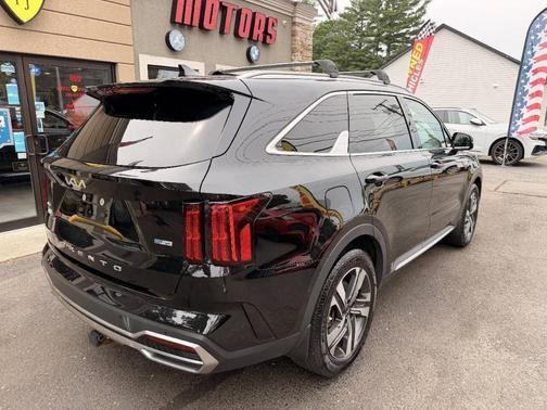 Aurora Black 2022 Kia Sorento Plug-In Hybrid SX