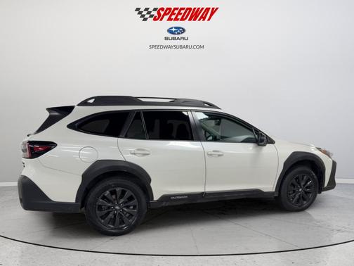 Crystal White Pearl 2024 Subaru Outback Onyx Edition XT