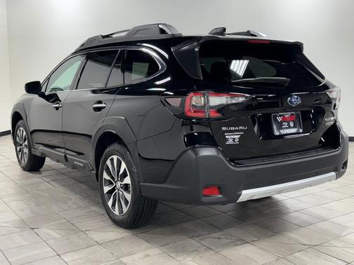 2025 Subaru Outback Touring