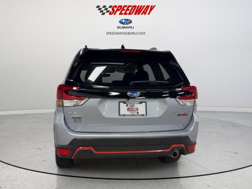 Ice Silver Metallic 2024 Subaru Forester Sport