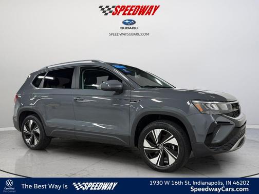 Pure Gray 2023 Volkswagen Taos 1.5T SE