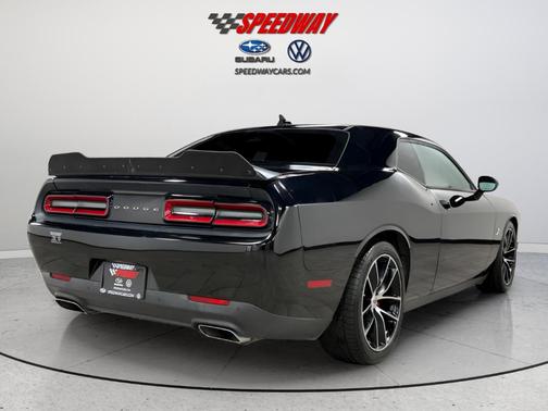 2016 Dodge Challenger R/T Scat Pack