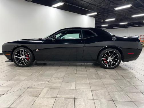 2016 Dodge Challenger R/T Scat Pack