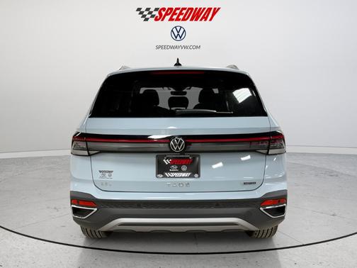 2026 Volkswagen Taos 1.5T SEL