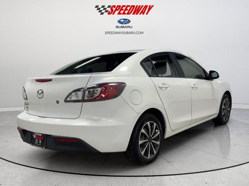 Crystal White Pearl Mica 2011 Mazda Mazda3 i Sport