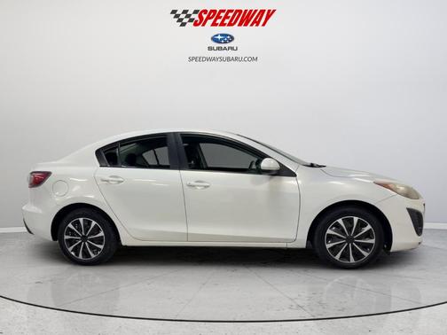 Crystal White Pearl Mica 2011 Mazda Mazda3 i Sport