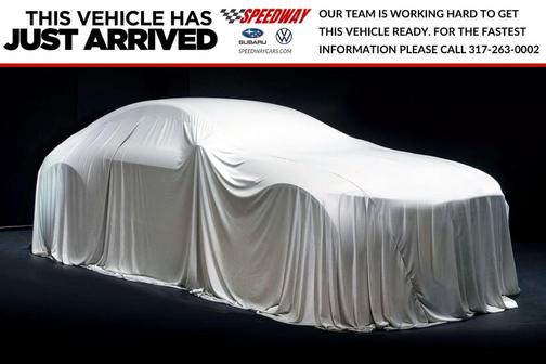 White 2011 Chevrolet Malibu LTZ