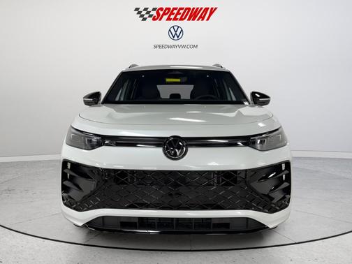 2025 Volkswagen Tiguan 2.0T SE R-Line Black