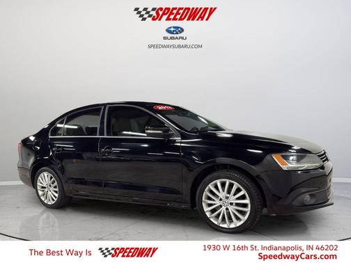 Black Uni 2013 Volkswagen Jetta SEL
