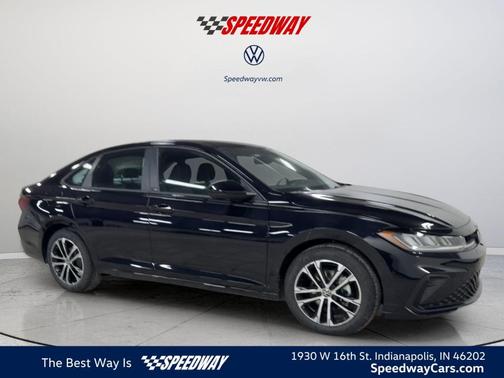 Deep Black Pearl Effect 2026 Volkswagen Jetta 1.5T Sport