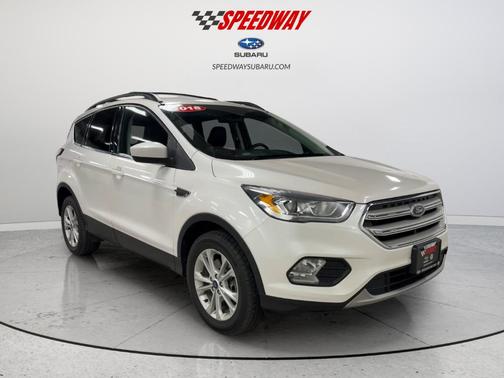 White 2018 Ford Escape SEL