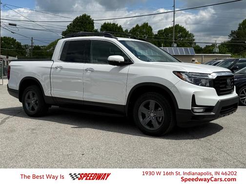 White 2023 Honda Ridgeline RTL-E