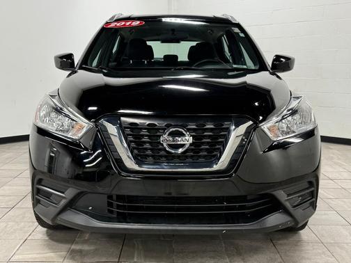 2019 Nissan Kicks SV