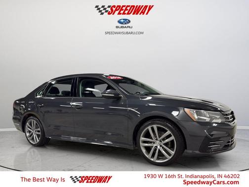 Urano Gray 2018 Volkswagen Passat 2.0T R-Line