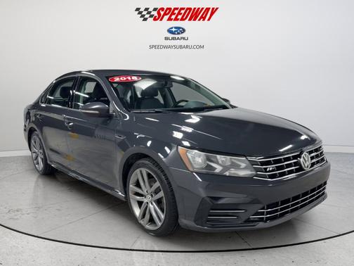 Urano Gray 2018 Volkswagen Passat 2.0T R-Line