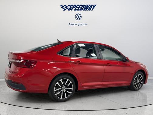 Kings Red Metallic 2026 Volkswagen Jetta 1.5T SE