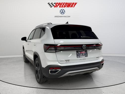 2026 Volkswagen Taos 1.5T SEL