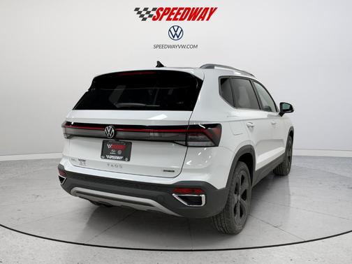 2026 Volkswagen Taos 1.5T SEL