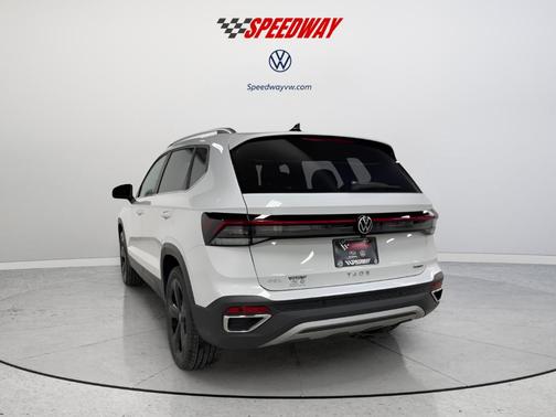 Pure White 2026 Volkswagen Taos 1.5T SEL