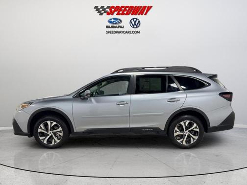 Ice Silver Metallic 2022 Subaru Outback Limited