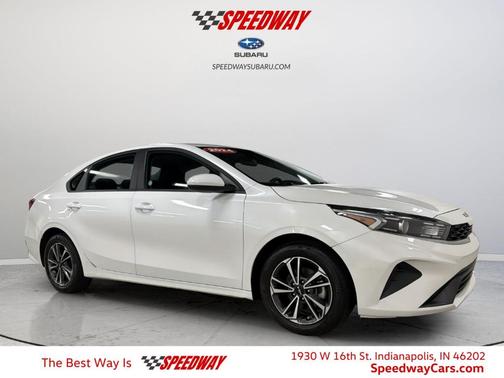 Snow White Pearl 2024 Kia Forte LXS