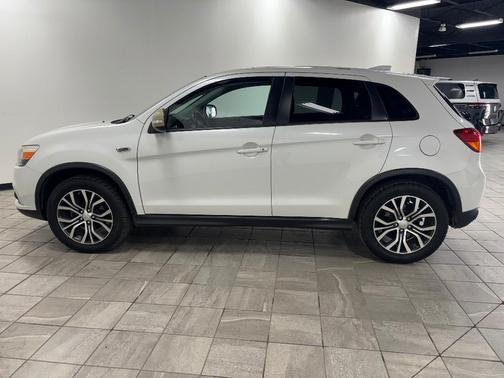 2017 Mitsubishi Outlander Sport 2.0 ES