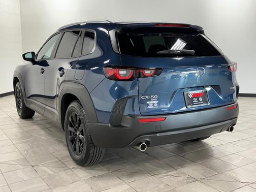 2024 Mazda CX-50 2.5 S Preferred Package