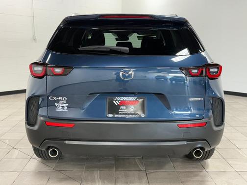 2024 Mazda CX-50 2.5 S Preferred Package