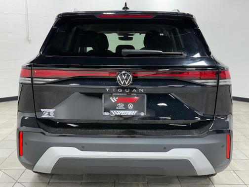 2025 Volkswagen Tiguan 2.0T S