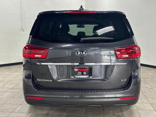 2020 Kia Sedona LX