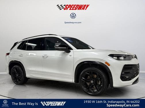 Opal White Pearl Effect 2025 Volkswagen Tiguan 2.0T SE R-Line Black