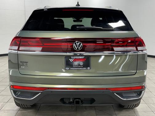 2026 Volkswagen Atlas Cross Sport 2.0T SE